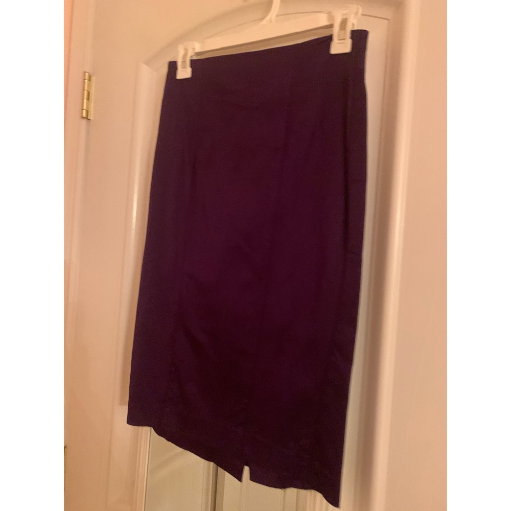 Bebe purple satin pencil skirt size 2